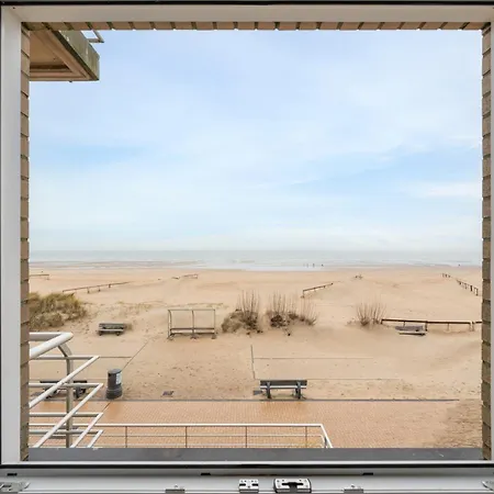 Beachfront Luxe - Stijlvol App Met Frontaal Zeezicht *